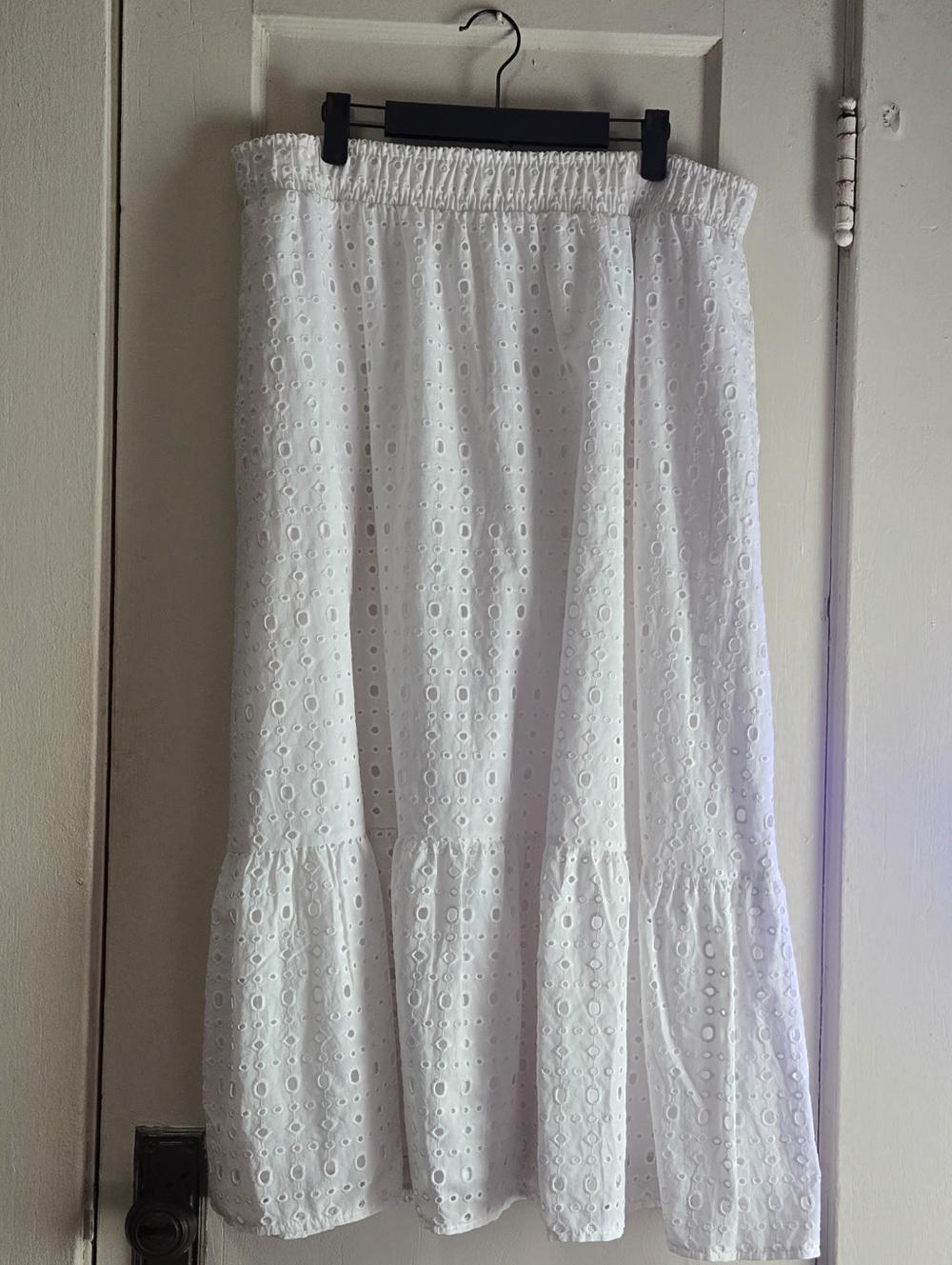 Time and Tru White Eyelet Tiered Maxi Skirt